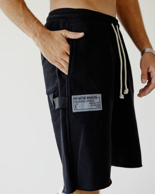 شورت ذا نايتڤ وكرز اسود