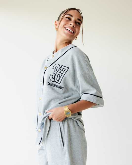 قميص بيسبول رصاصي