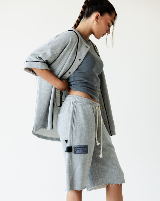 شورت ذا نايتڤ وكرز رصاصي