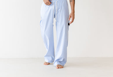 بنطلون يوتلتي أزرق