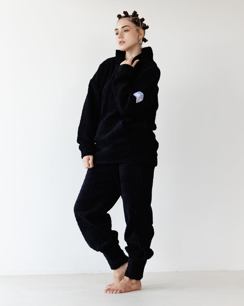 تحميل الصورة في عارض المعرض, هودي تيدي مع تطريز ذا نايتڤ وكرز أسود
