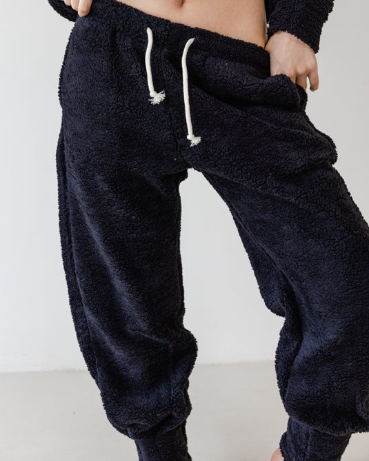 بنطلون تيدي أسود