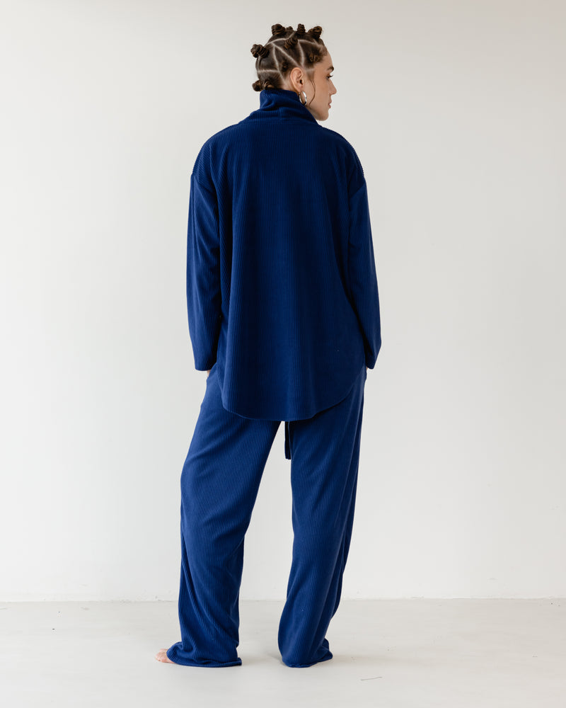 تحميل الصورة في عارض المعرض, قميص مخملي أزرق
