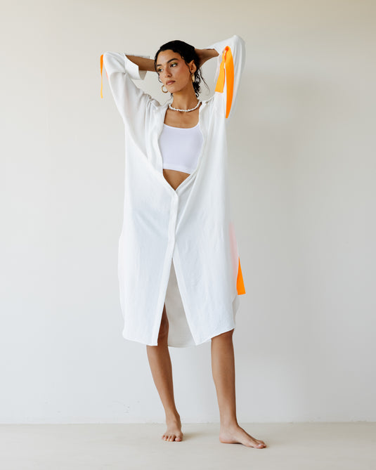 قميص بريزي أبيض