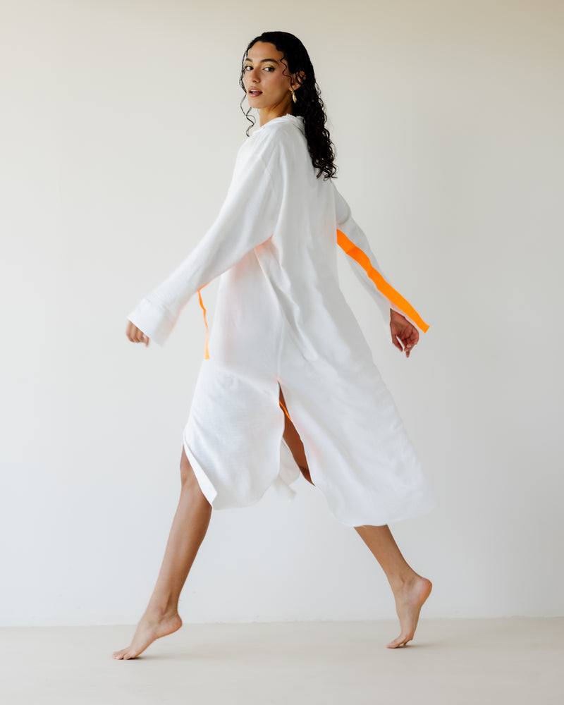 تحميل الصورة في عارض المعرض, قميص بريزي أبيض
