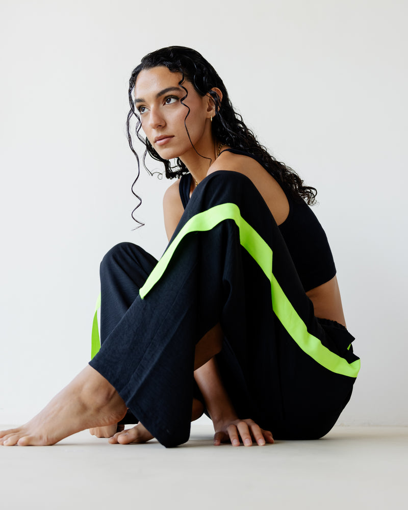 تحميل الصورة في عارض المعرض, بنطلون بريزي اسود
