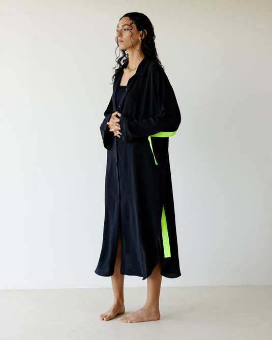 قميص بريزي اسود